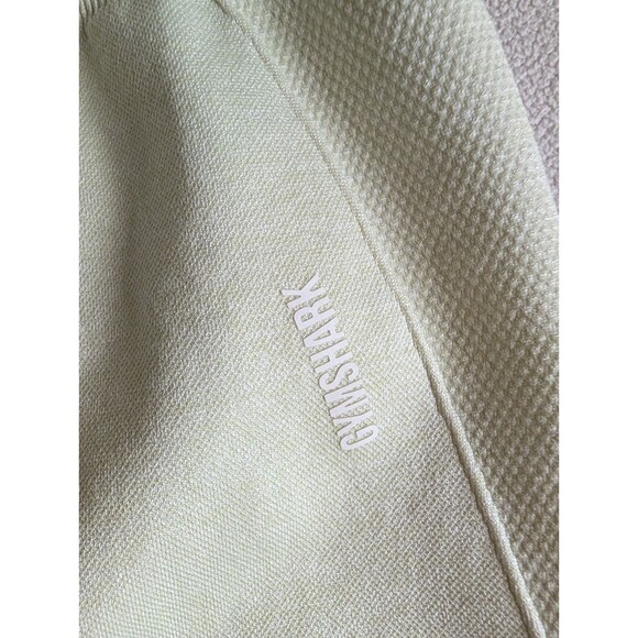 Gymshark Flex Cycling Shorts Yellow Small Logo High Waisted GL SH4250 Activewear - Picture 5 of 10